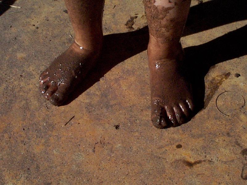 Jada's muddy feet