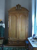 An armoire that was carried out on a wagon