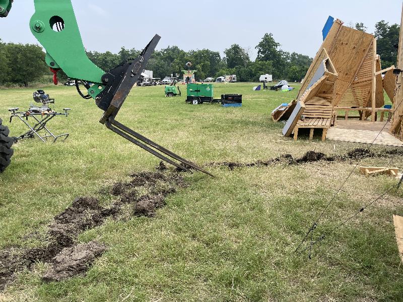 Innovative use of VR as trenching tool 
