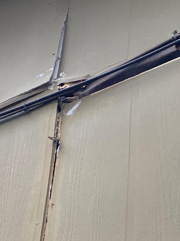 November 2023 Photo by pest control showing laundry room addition movement 