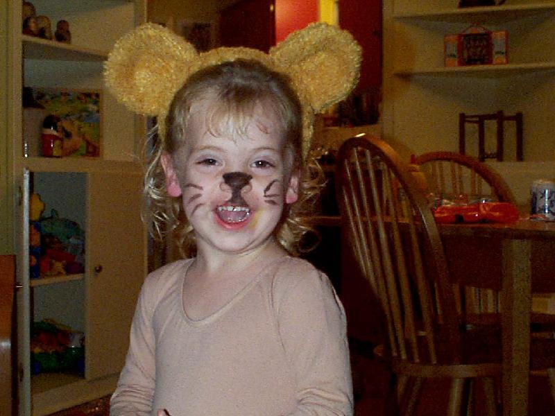 Halloween - Jordan as full-on Kiara