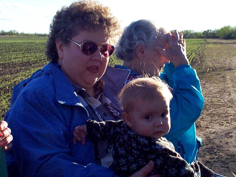 Uncle Jack's - Aunt Janet, Jada and Great Grandma Van Horn