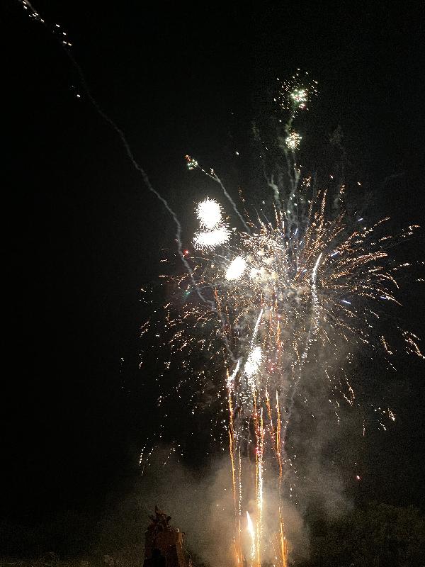 Crackle! 
