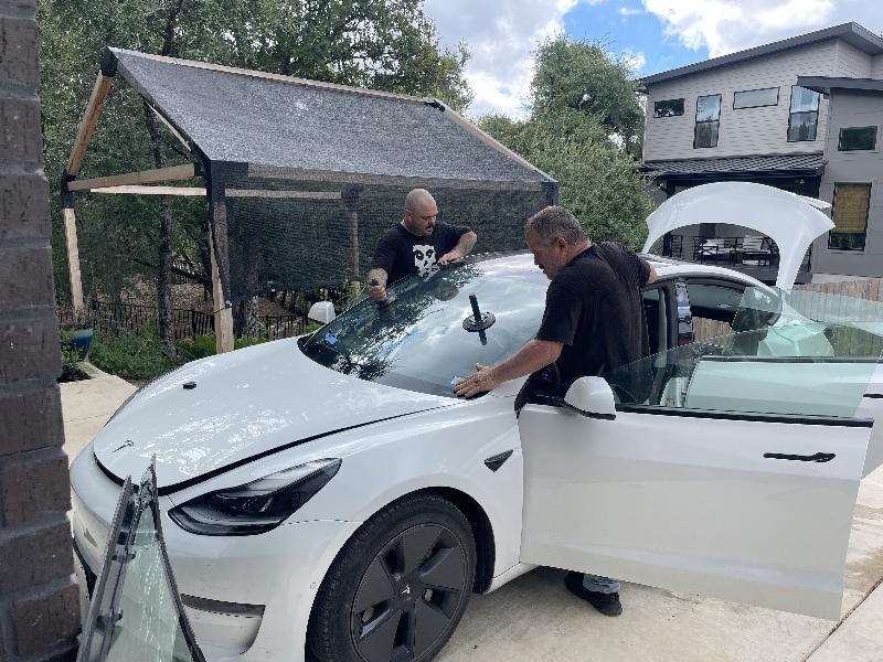 Replacing cracked windshield in the Tesla 