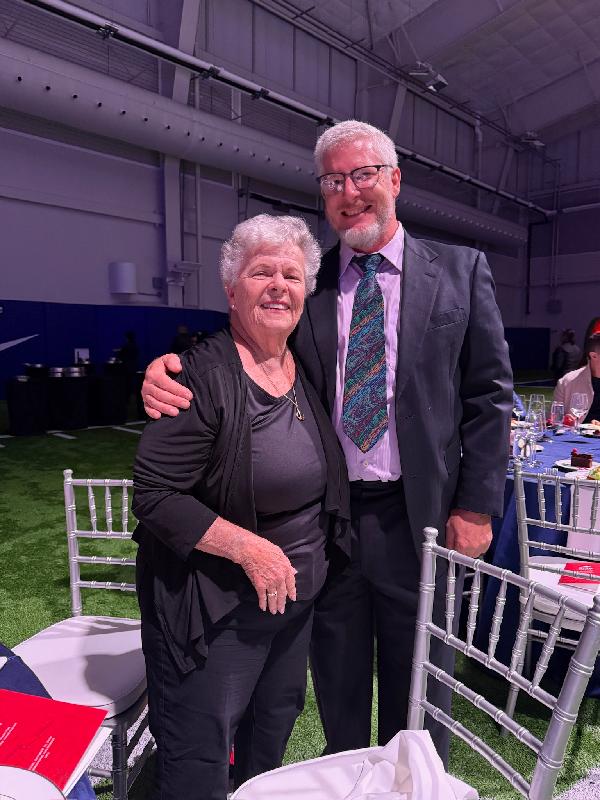 @JudyDonie and @UnknownPerson