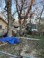 I went out for a walk and found the house where I first built the [bicycle elevator!](https://album.donie.us/family/2014-05Flipside2014/2014-05Flipside2014.html) 