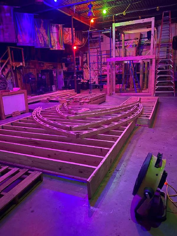 Several of the curved ribs joined together at the tops 