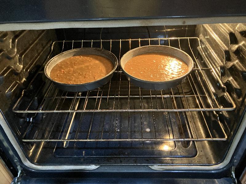 Making a cake for Lee and Nico to come over 